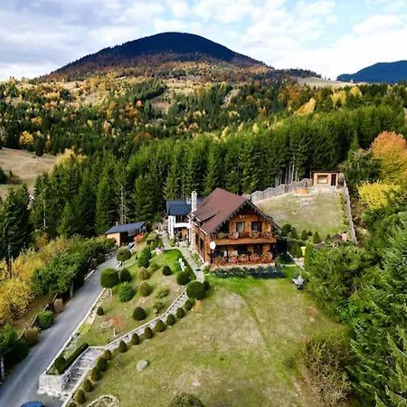 Chalet Montebello Colibita